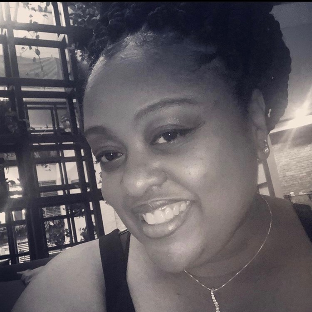 Meet your Posher, Felicia